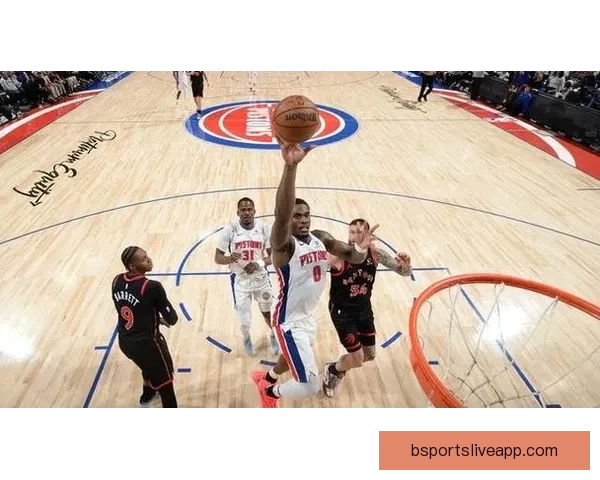 活塞时隔19年再夺东部第一 杜伦贡献16分7篮板乔治砍下20分